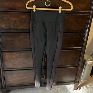 Elegant Black High-Rise Leggings
